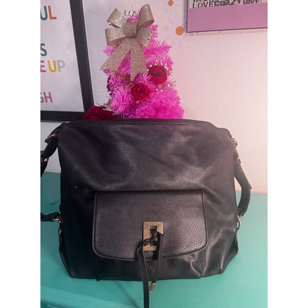 Large‎ Black Faux Leather Tote Shoulder Bag – Pre-Owned – Spacious & Functional